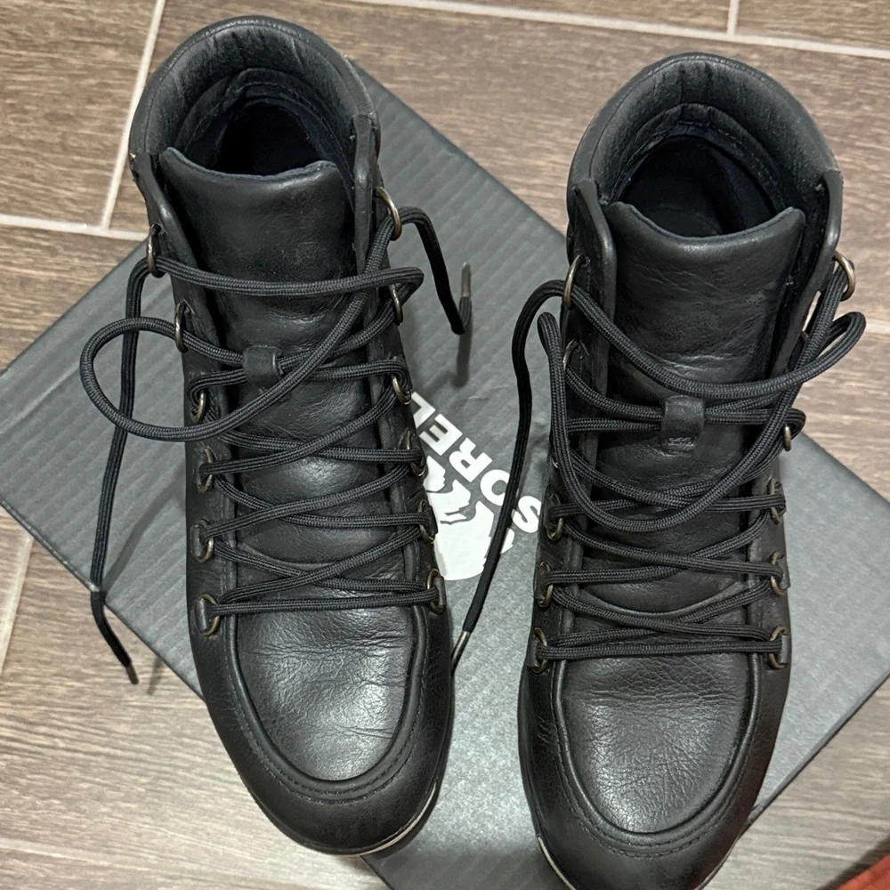 Sorel Black Leather Lace-Up Boots - Picture 10 of 11